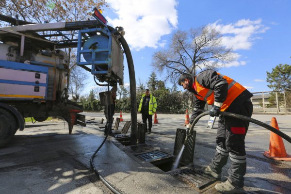 Yağmur Izgarası Temizliği